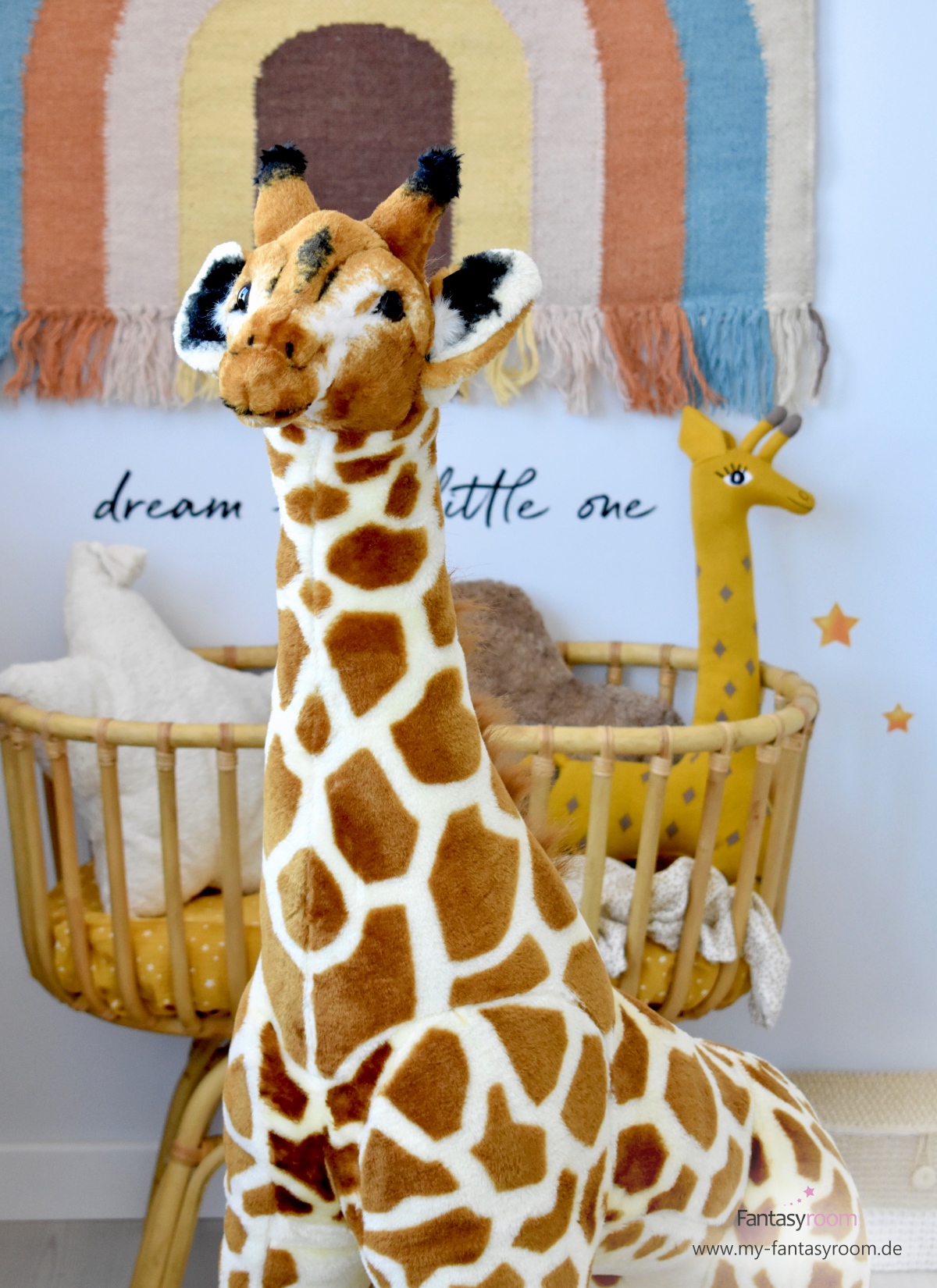 Giraffen von Childhome und Oyoy für Baby- und Kinderzimmer