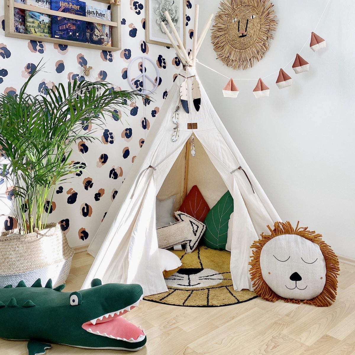 Fantasyroom Blog: Die schönsten Instagram Kinderzimmer - Spielecke mit Tipi und Kuscheltieren