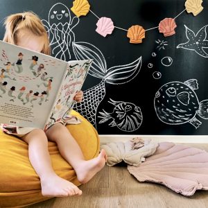 Fantasyroom Blog: Die schönsten Instagram Kinderzimmer - Sitzsack mit Maltafel